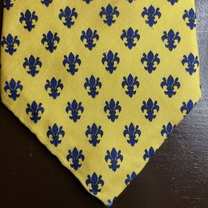 Firenze 59” Men’s Tie 100% Silk Made In Italy Yellow Logo Theme
